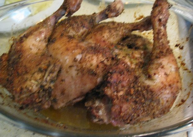 Fotografia przedstawiająca Udka z kurczaka pieczone