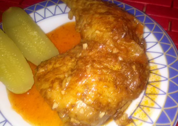 Fotografia przedstawiająca Udka z kurczaka w miodzie i ketchupie