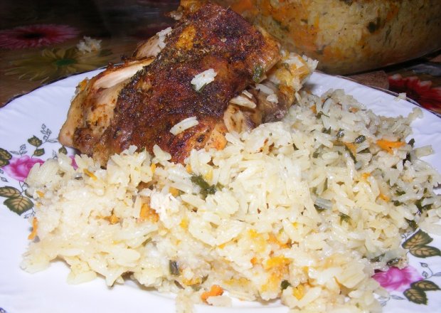 Fotografia przedstawiająca Udka zapiekane z ryżem