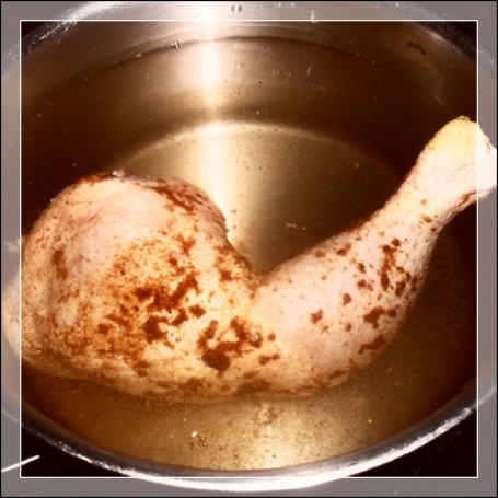 Krok 2 - Udko kurczaka gotowane w sosie musztardowym foto