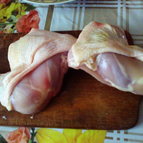 Krok 1 - Udko z kurczaka z pieczarkową kiesznką foto