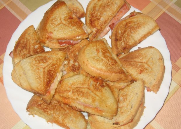 Fotografia przedstawiająca Ulubione sandwicze