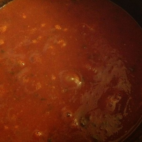 Krok 3 - Uniwersalny sos pomidorowy na winie foto