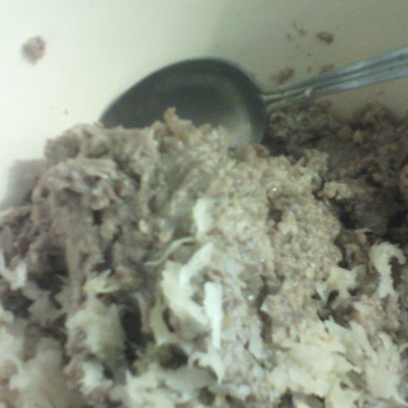 Krok 3 - Uszka z kapustą i pieczarkami foto