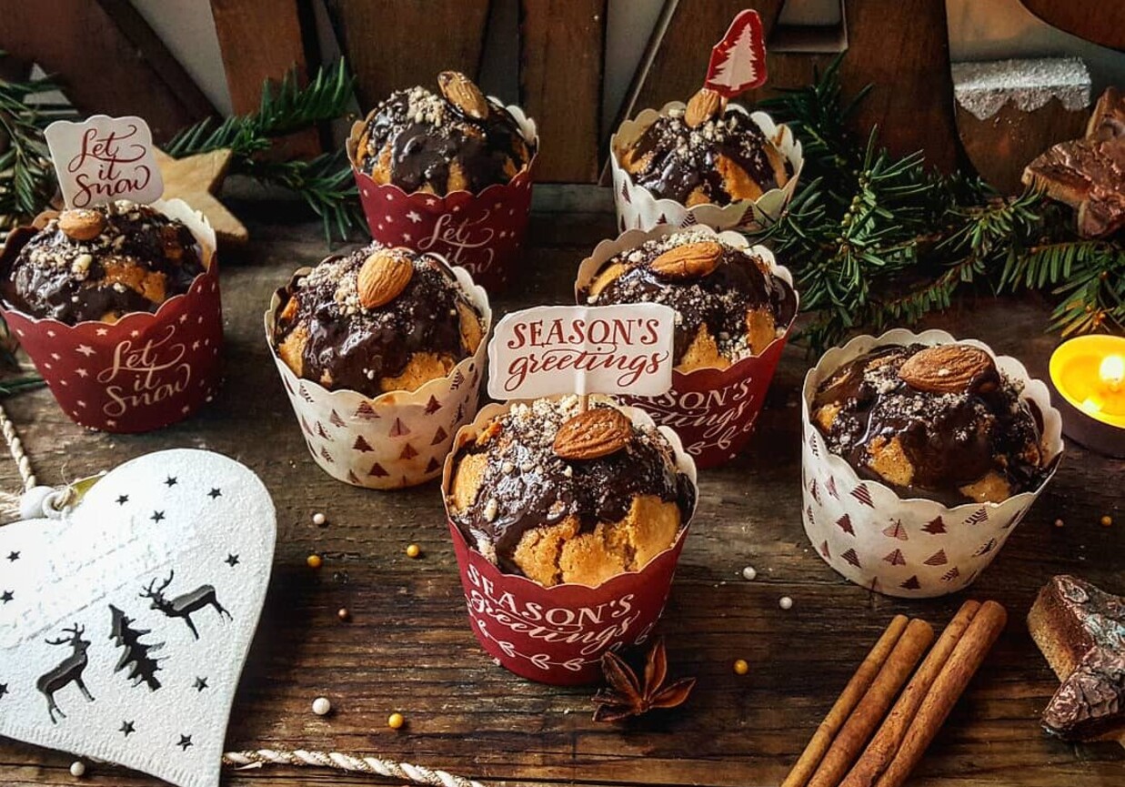 Wegańskie muffinki z jabłkami w cynamonie foto