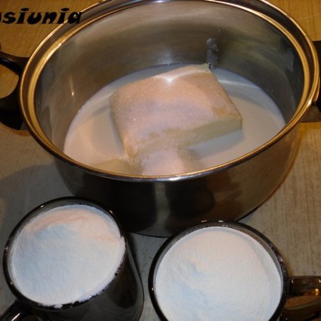 Krok 1 - Wafelki z masą z mleka w proszku foto