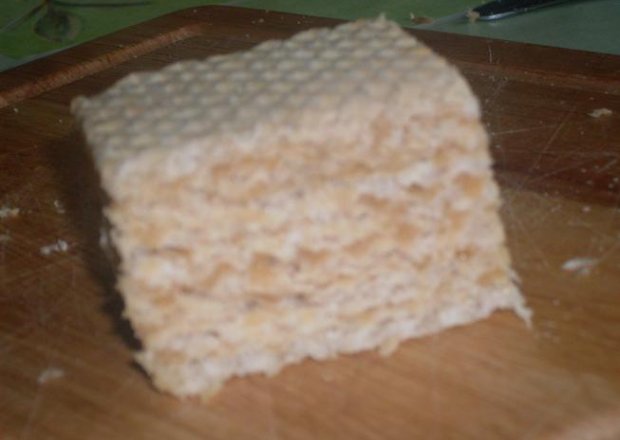 Fotografia przedstawiająca Wafle z domową masą mleczno-maślaną