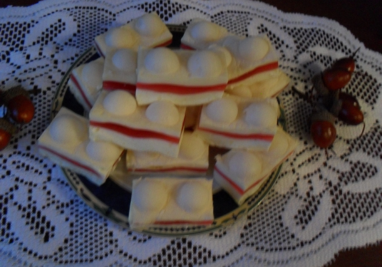 Wafle z ptasim mleczkiem foto