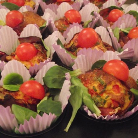 Krok 4 - Walentynkowa mini frittata Piotra foto