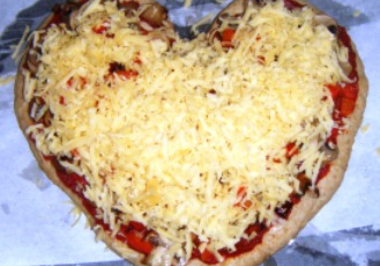 walentynkowa pizza foto