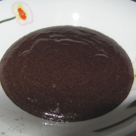 Krok 2 - Walentynkowe ciasto z mikrofali w polewie czekoladowej foto