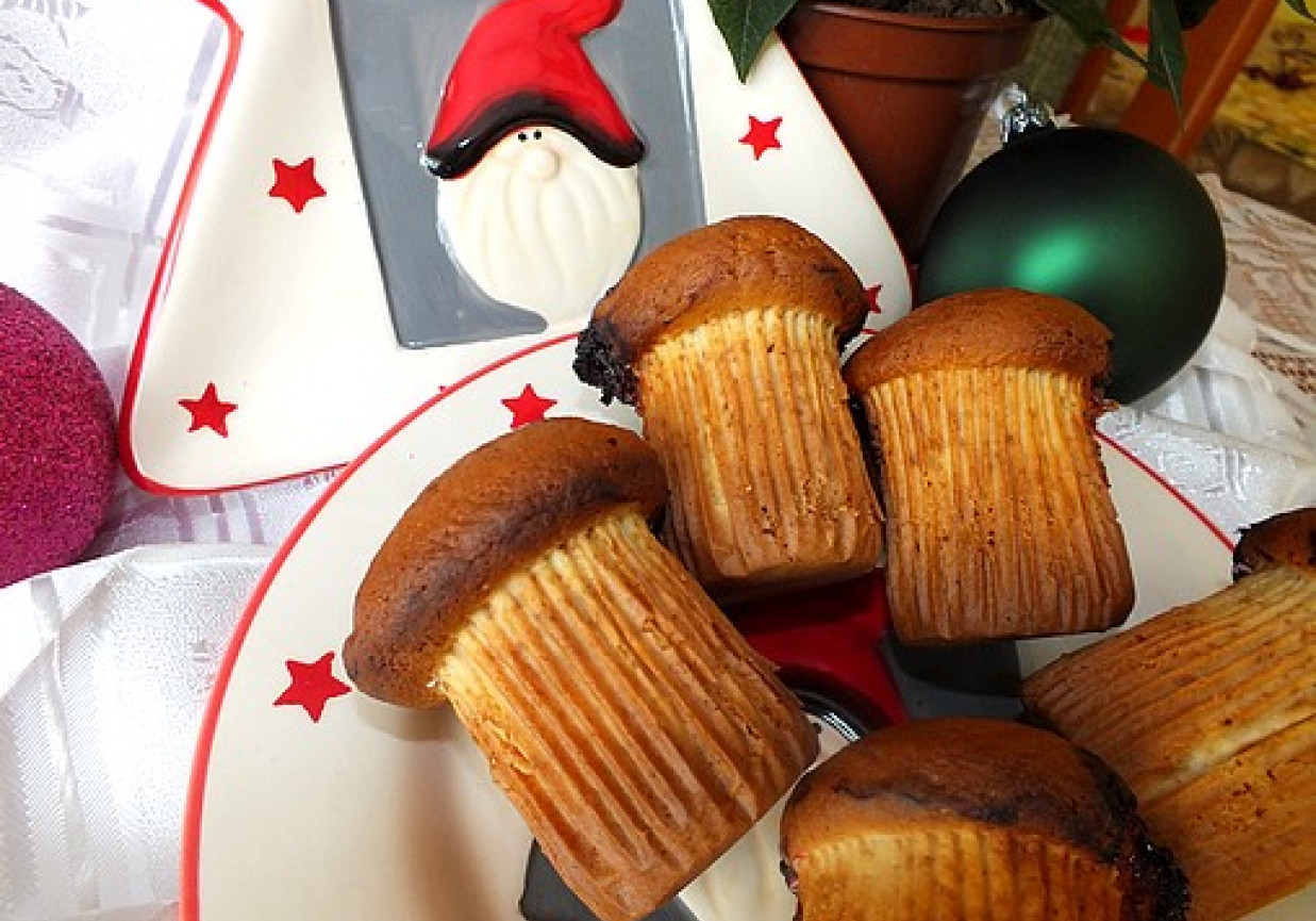Waniliowe grzybko - muffinki z powidłami foto