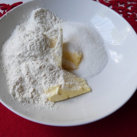 Krok 1 - Waniliowe muffiny z rabarbarem foto
