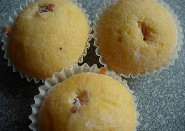 Fotografia przedstawiająca Waniliowe muffiny z toffi