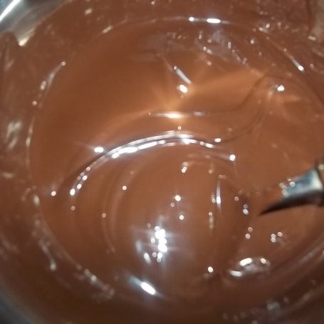 Krok 7 - Warstwowy sernik czekoladowy na zimno foto