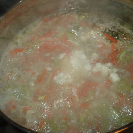 Krok 4 - Warzywa słupki w zupce w towarzystwie selera naciowego foto