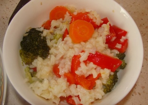 Fotografia przedstawiająca Warzywa z ryżem na kolację