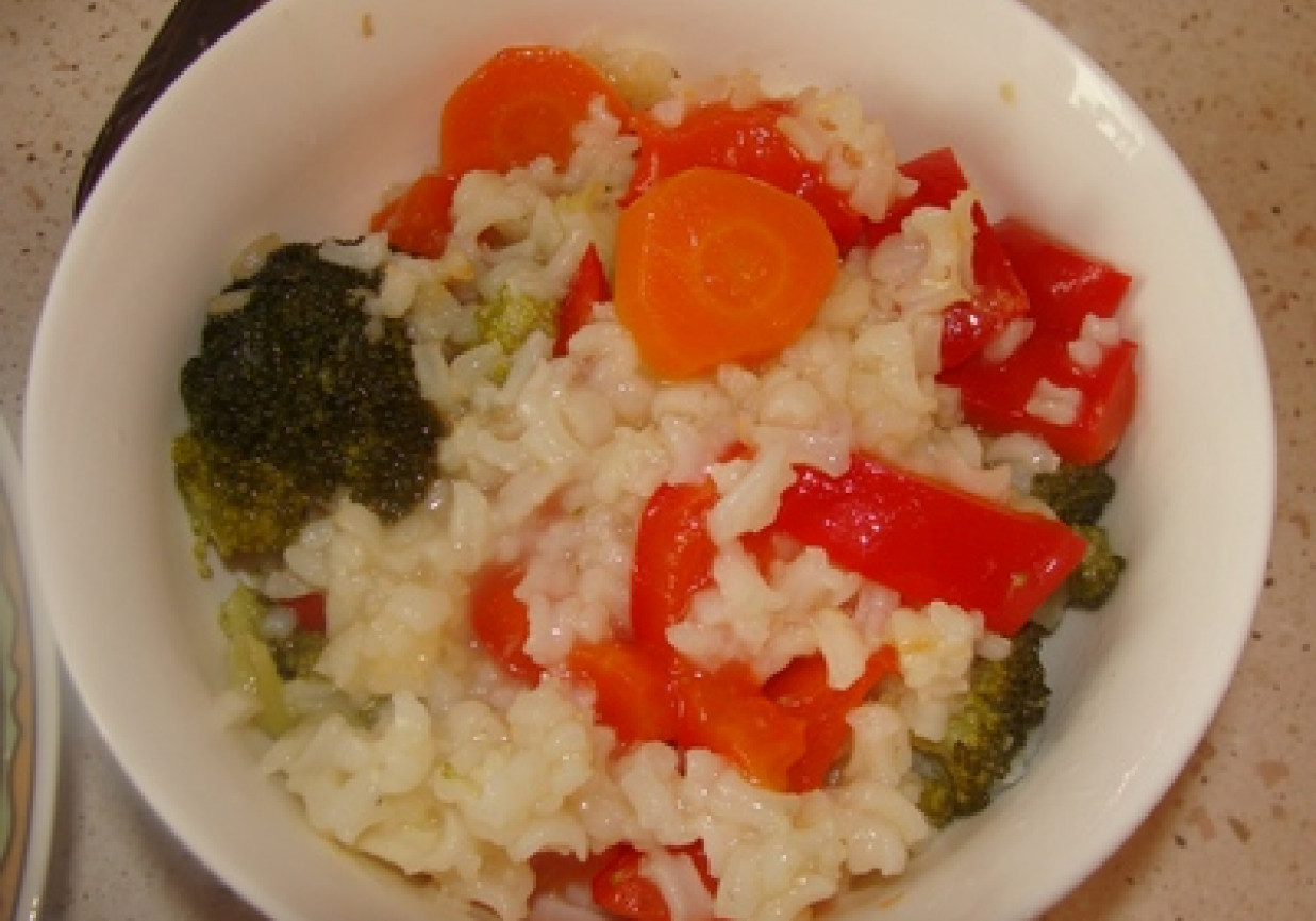 Warzywa z ryżem na kolację foto