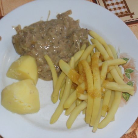 Krok 3 - wątroba wiepszowa w śmietanie foto