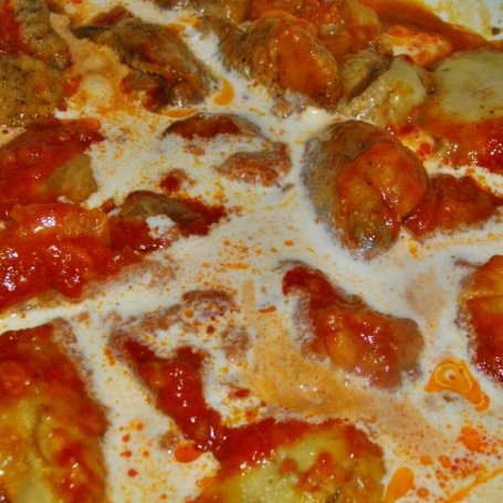 Krok 3 - Wątróbka w sosie pomidorowo-śmietanowym foto