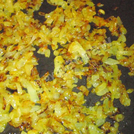 Krok 8 - Wątróbka wieprzowa w jabłkach podana z puree ziemniaczano-cebulowym foto