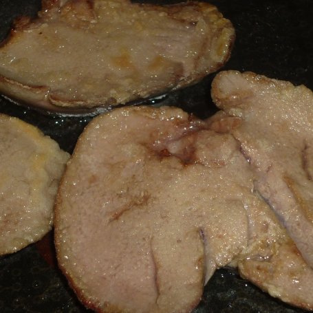 Krok 1 - Wątróbka z królika w sosie śmietanowym foto