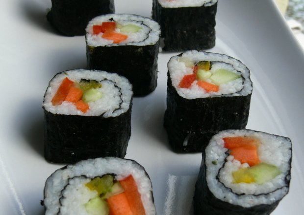 Fotografia przedstawiająca Wega?skie ?agodne sushi