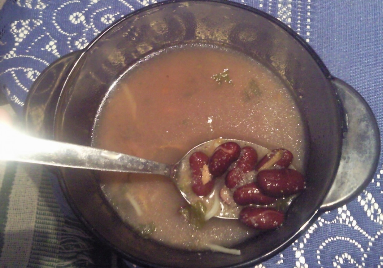 wegetariańska zupa fasolowa foto