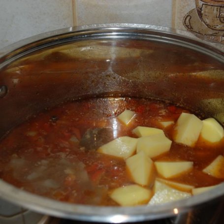 Krok 12 - Węgierska zupa gulaszowa - gulyasleves foto