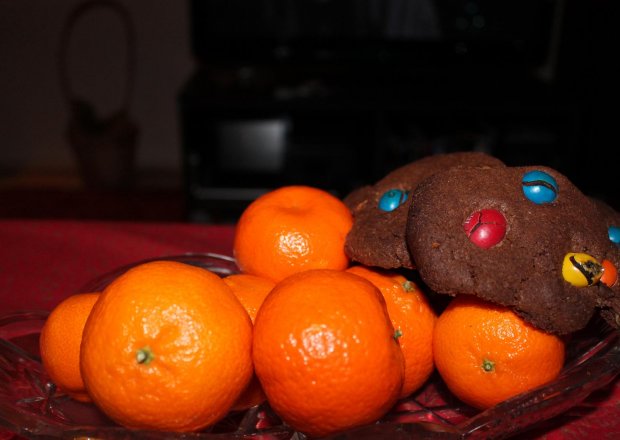 Fotografia przedstawiająca wesołe ciasteczka dla dzieci