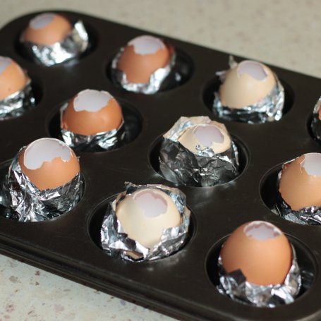 Krok 3 - Wielkanoc- czekoladowe jajeczka foto