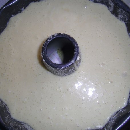 Krok 3 - Wielkanocna babka rafaello foto