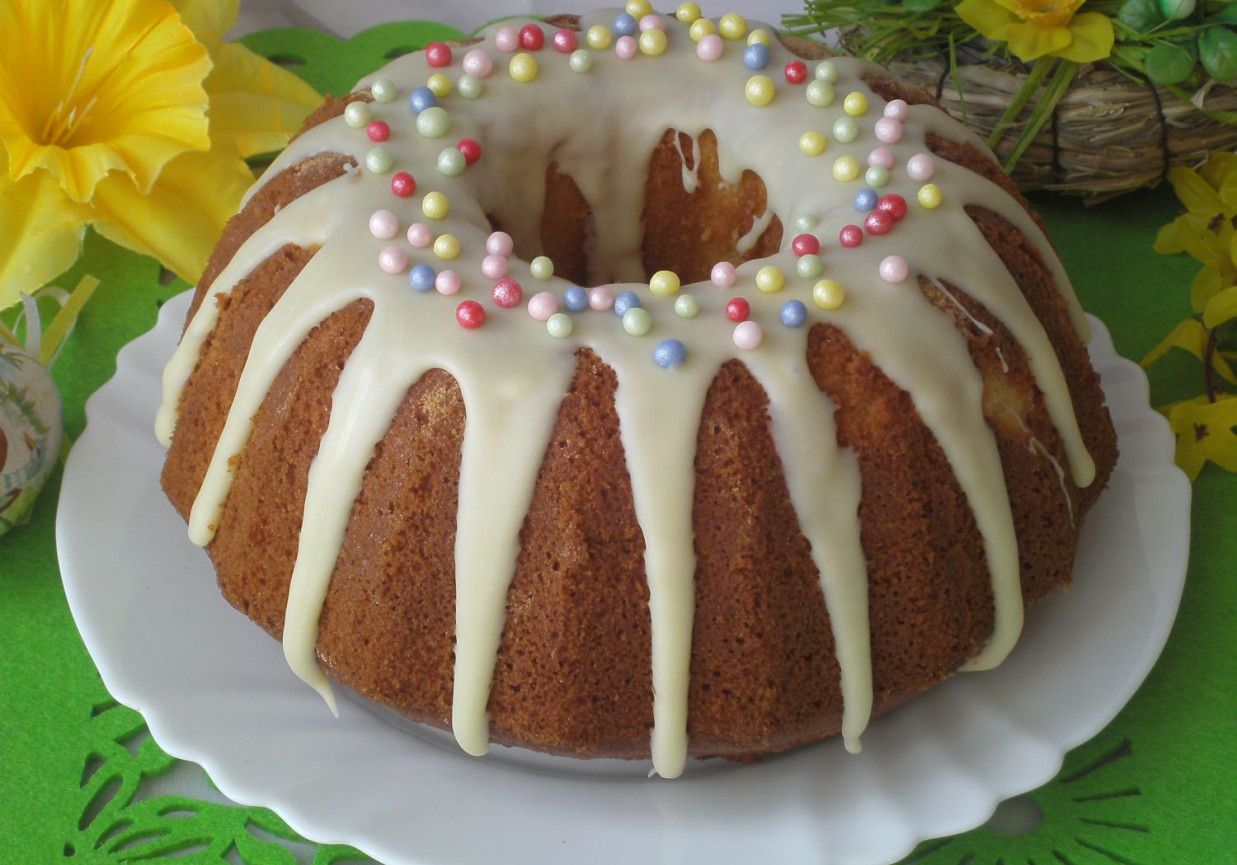 Wielkanocna babka rafaello foto