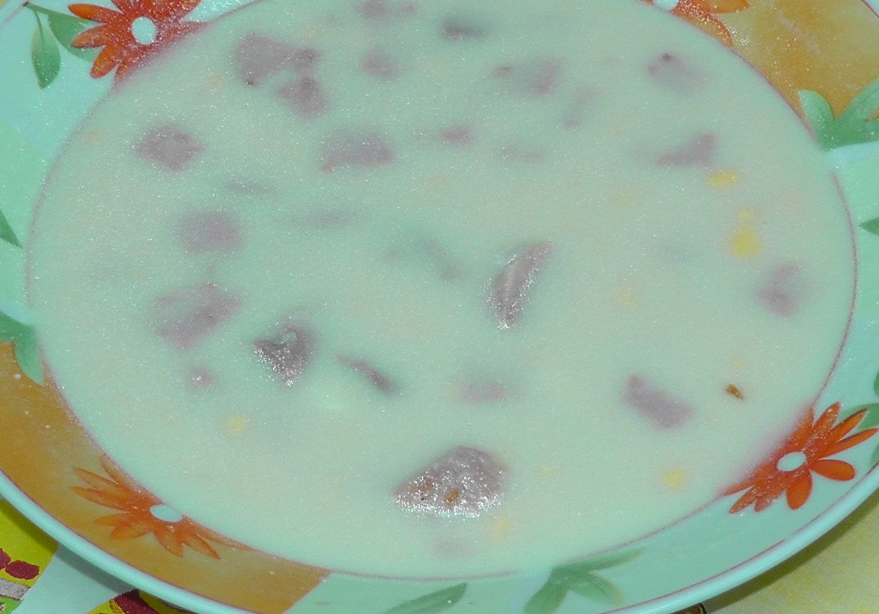 Wielkanocna zupa chrzanowa foto