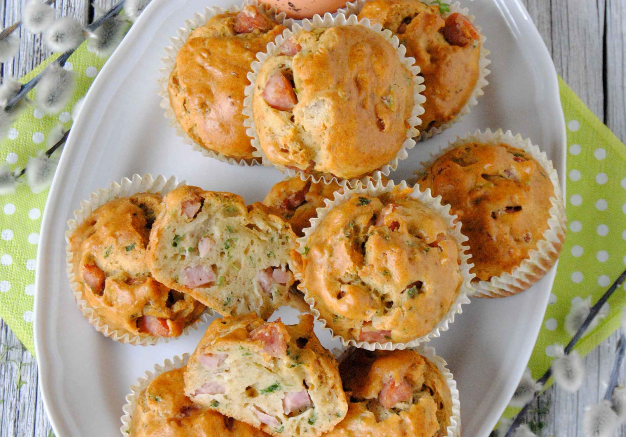 Wielkanocne muffiny wytrawne foto