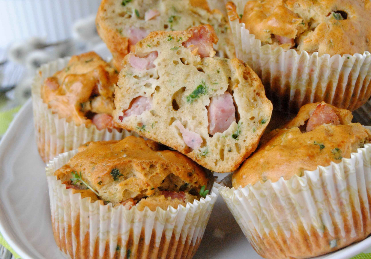 Wielkanocne muffiny wytrawne foto