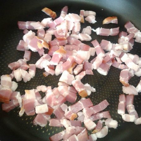 Krok 2 - Wielkanocne wianuszki z puree z jajkiem foto