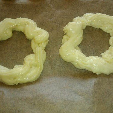 Krok 7 - Wielkanocne wianuszki z puree z jajkiem foto