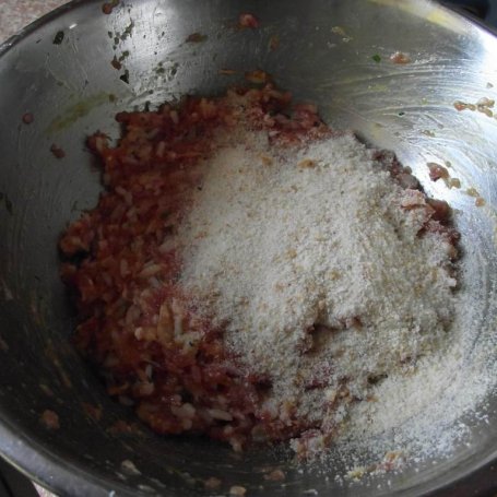 Krok 3 - Wieprzowe kotlety z ryżem i natką pietruszki  foto