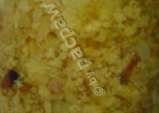 Fotografia przedstawiająca Wieprzowe smarowidło cebulowe  z nutą chili
