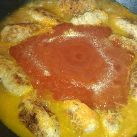 Krok 6 - Wieprzowe wałeczki w sosie marchewkowo-pomidorowym foto