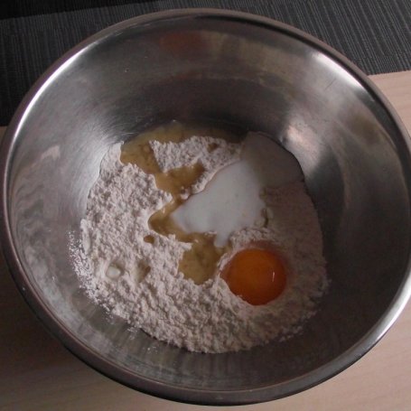 Krok 2 - Wigilijne paszteciki z kapustą i grzybami foto