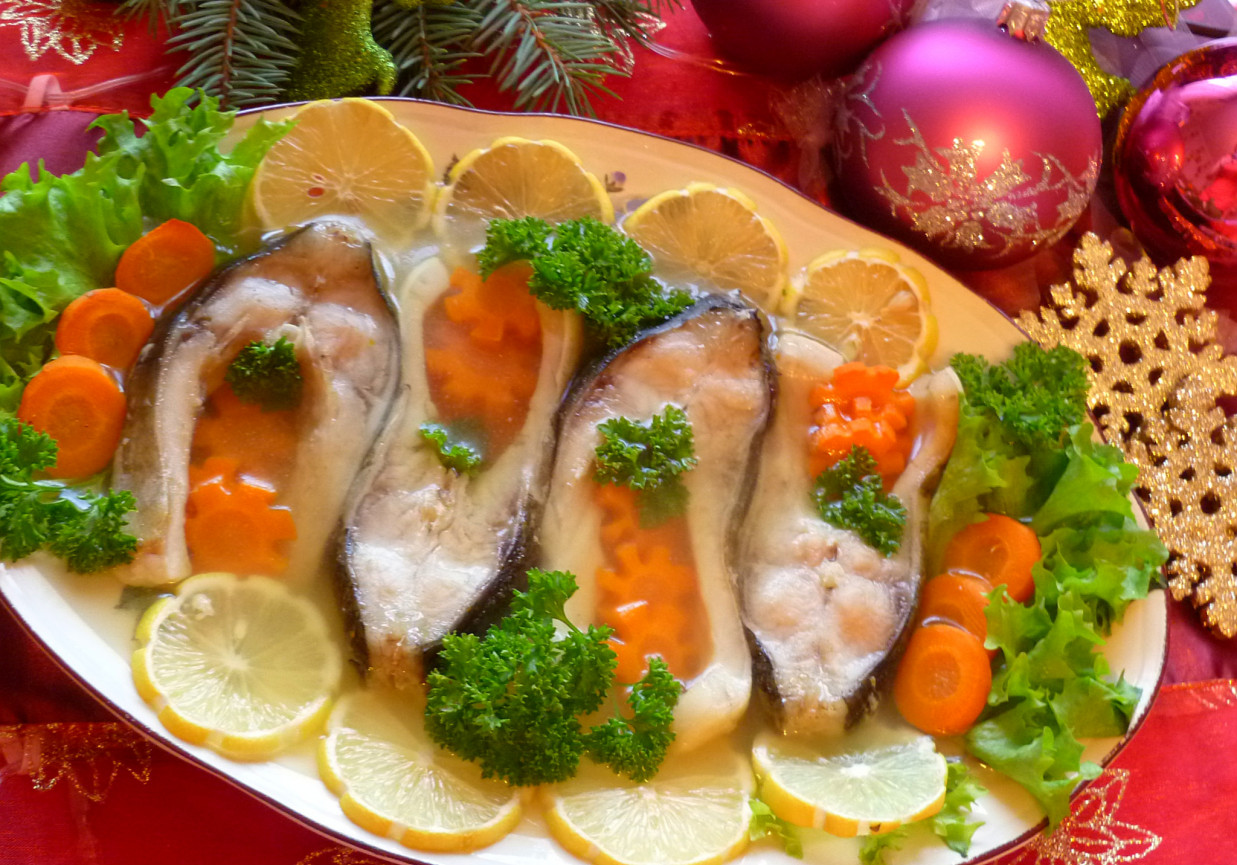 Wigilijny Król Karp w galarecie foto