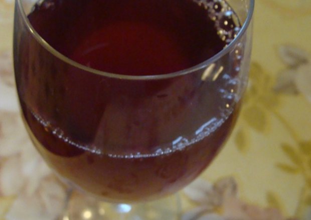 Fotografia przedstawiająca wino na gorącą