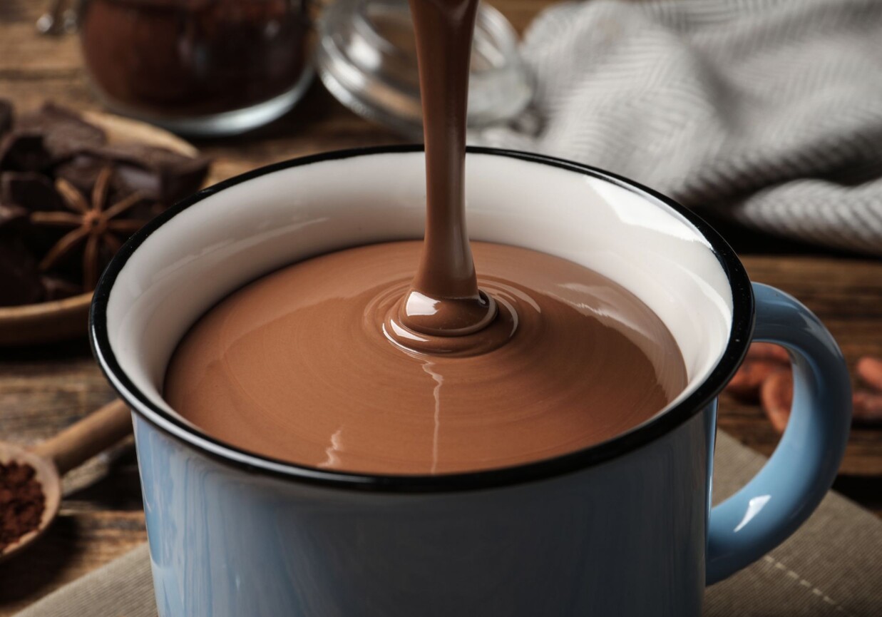 Włoska gorąca czekolada (cioccolata calda) foto