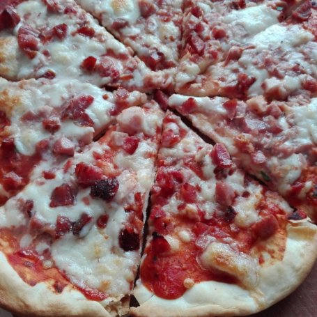 Krok 7 - Włoska pizza z szynką i mozzarellą foto