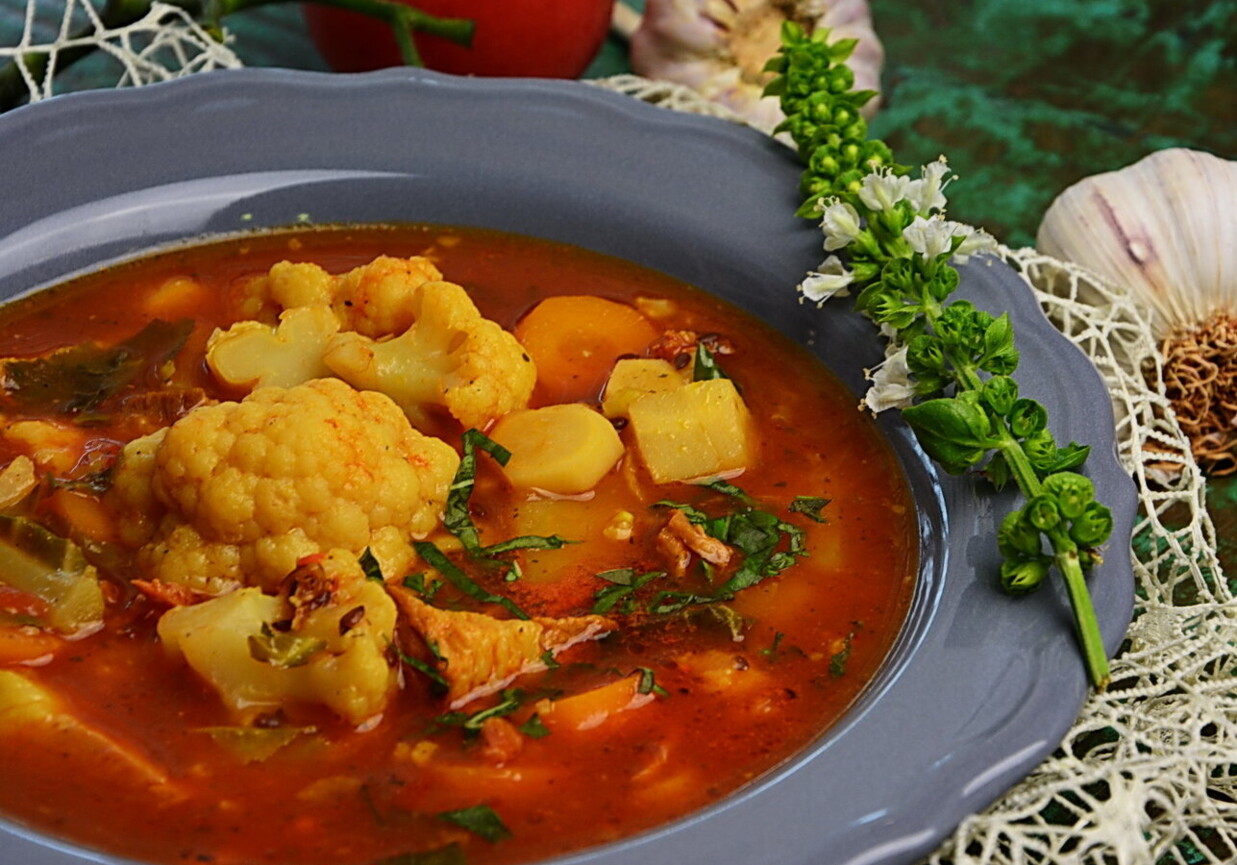 Włoska zupa kalafiorowa foto