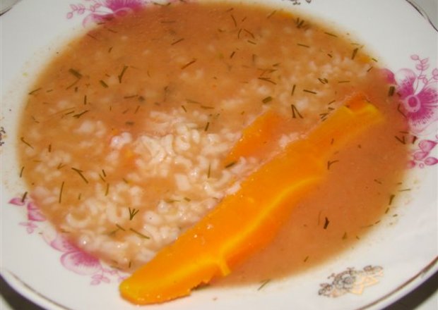 Fotografia przedstawiająca wloska zupa pomidorowa