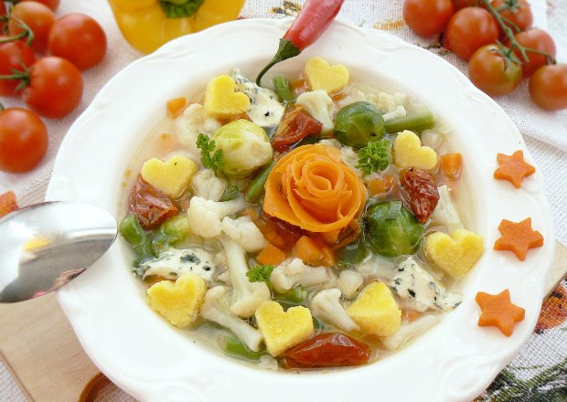 Fotografia przedstawiająca Włoska zupa z polentą