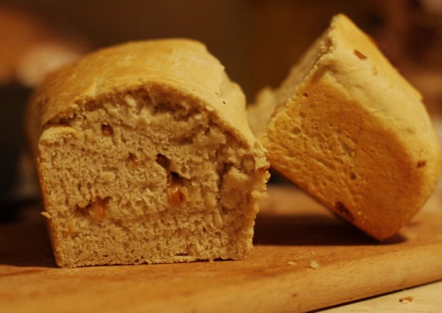 Fotografia przedstawiająca Włoski chleb cebulowy